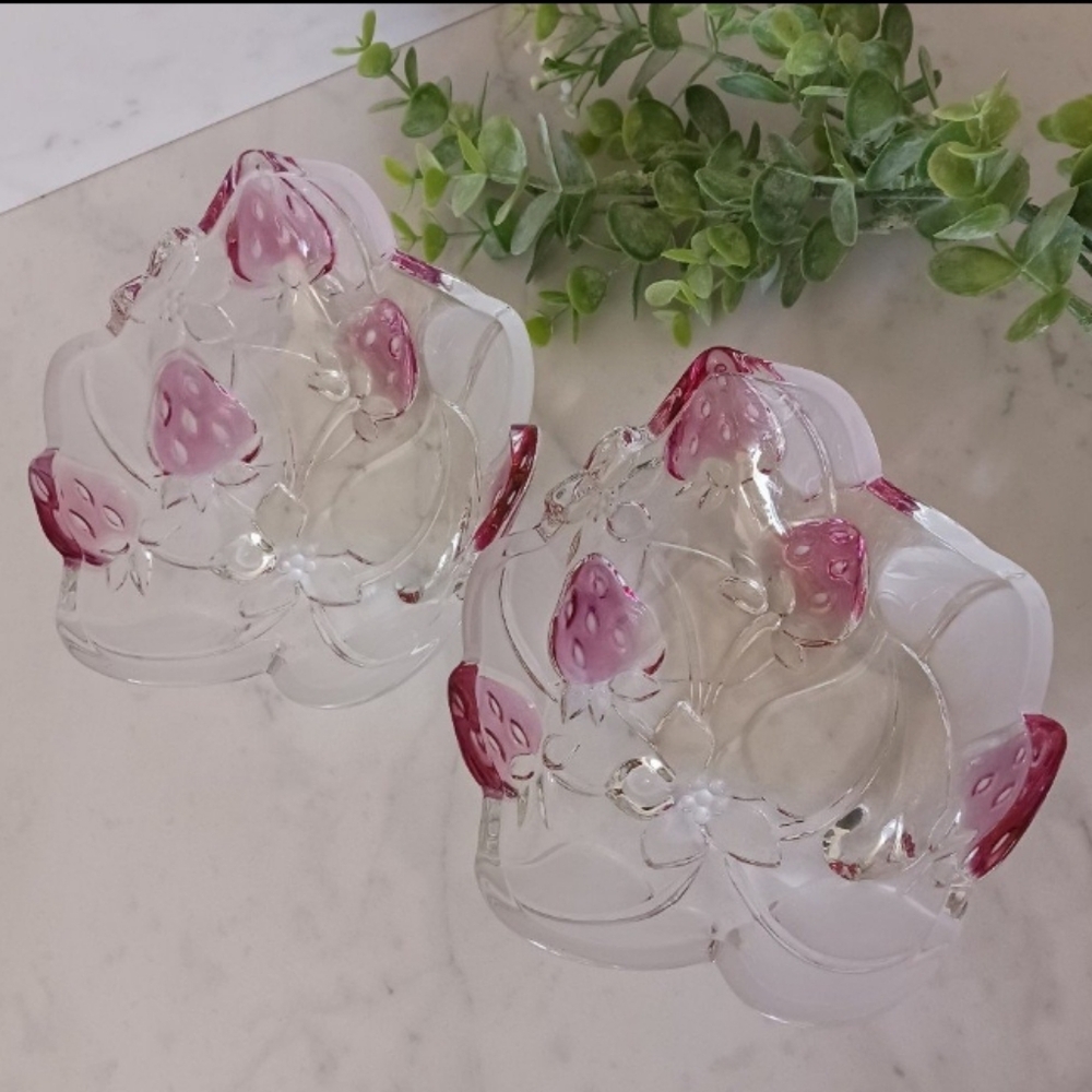 Mikasa Berry Bowls